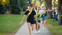 2023年返校节——学生跑步